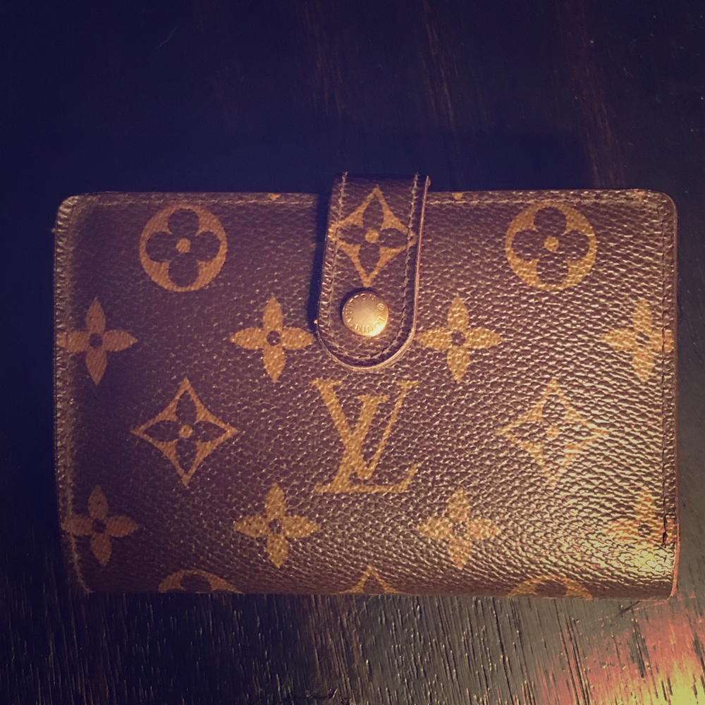 Louis Vuitton  ❤️ Monogram French Kisslock Wallet
